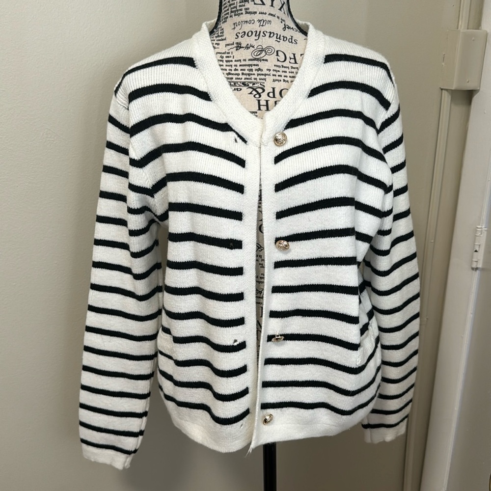 Stripped cardigan